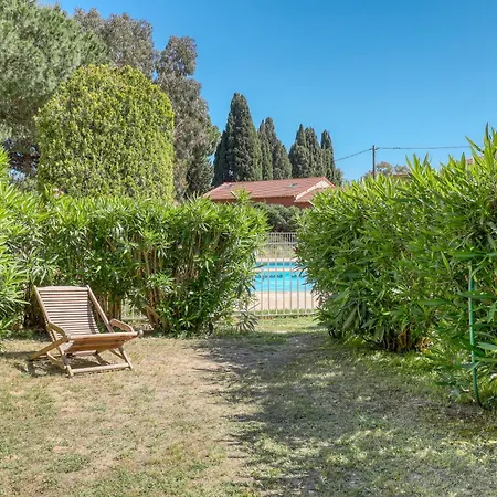 Magnificent Newly Renovated Close To & Swimming Pool Apartment Le Lavandou